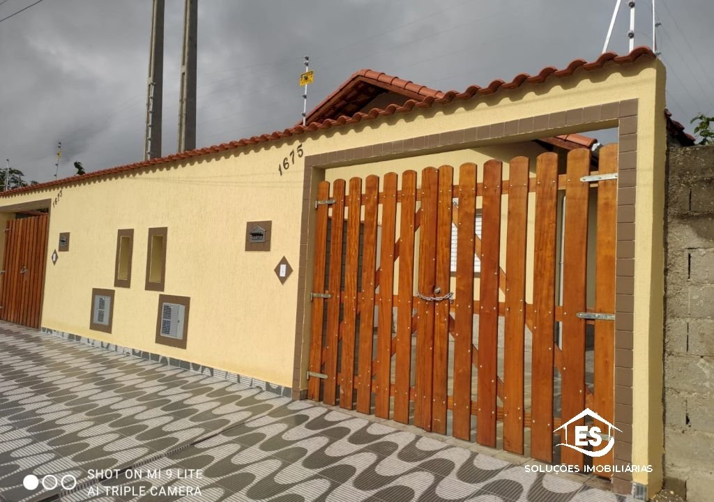 Imagem imóvel LINDA CASA COM PISCINA