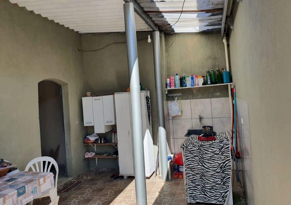 Imagem imóvel CASA COM QUINTAL ESPAÇOSO JD SANTA TEREZINHA