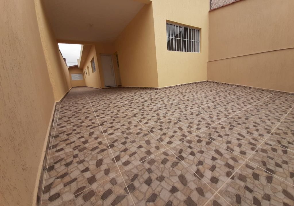 Imagem imóvel CASA À POUCOS METROS DA PRAIA EM MONGAGUÁ