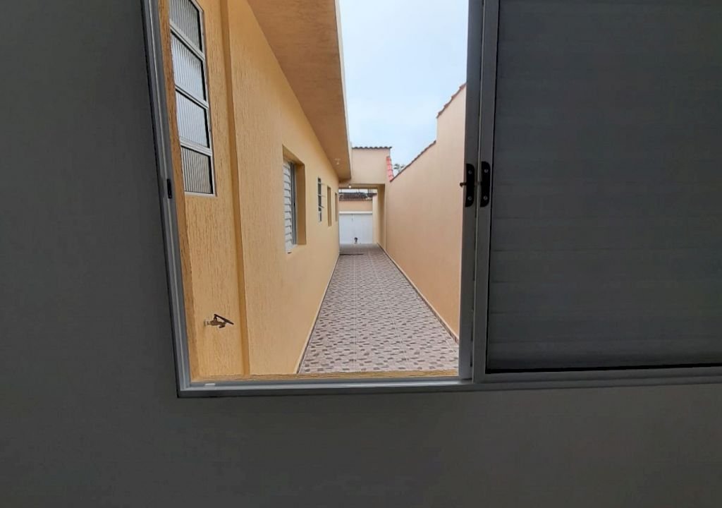 Imagem imóvel CASA À POUCOS METROS DA PRAIA EM MONGAGUÁ