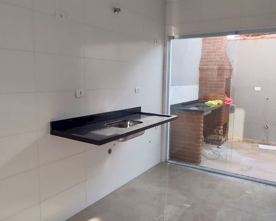 Imagem imóvel CASA EM CONDOMINIO C/ PISCINA POUCOS METROS DA PRAIA
