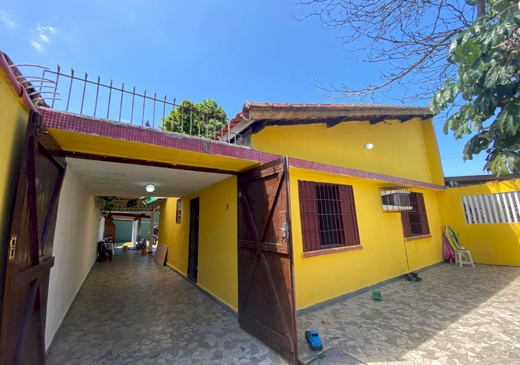 Imagem imóvel CASA ESPAÇOSA À 5MIN DA PRAIA EM MONGAGUÁ