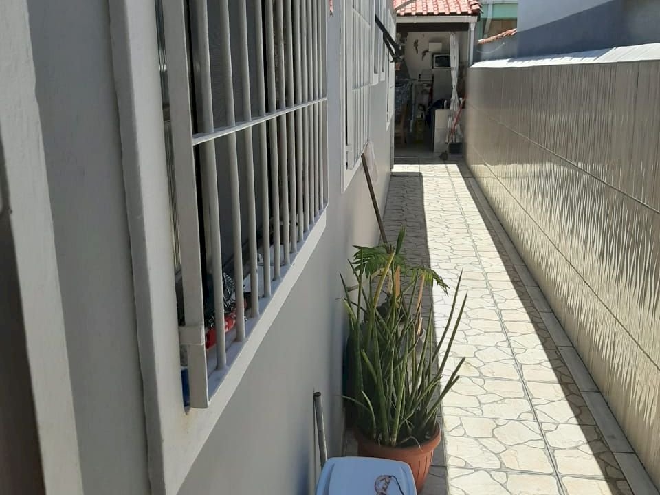 Imagem imóvel CASA GEMINADA MOBILIADA NA SANTA TEREZINHA