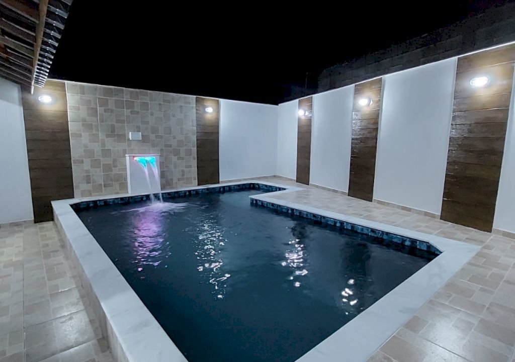 Imagem imóvel CASA C/ PISCINA E FINO ACABAMENTO NO BAIRRO PALMEIRAS