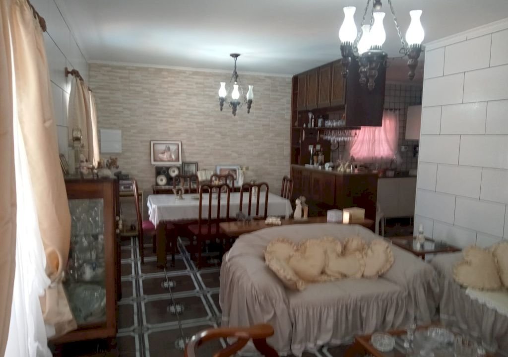 Imagem imóvel EXCELENTE CASA A VENDA NO JD SUARÃO (MOBILIA A NEGOCIAR)