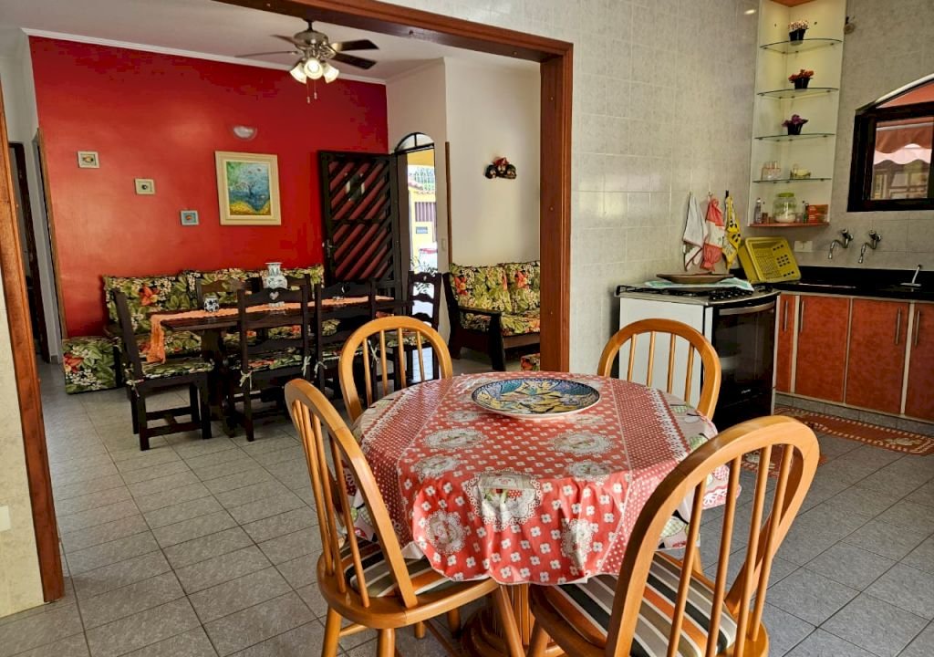 Imagem imóvel DUAS CASAS + 1 EDÍCULA MOBILIADAS EM UM SÓ TERRENO
