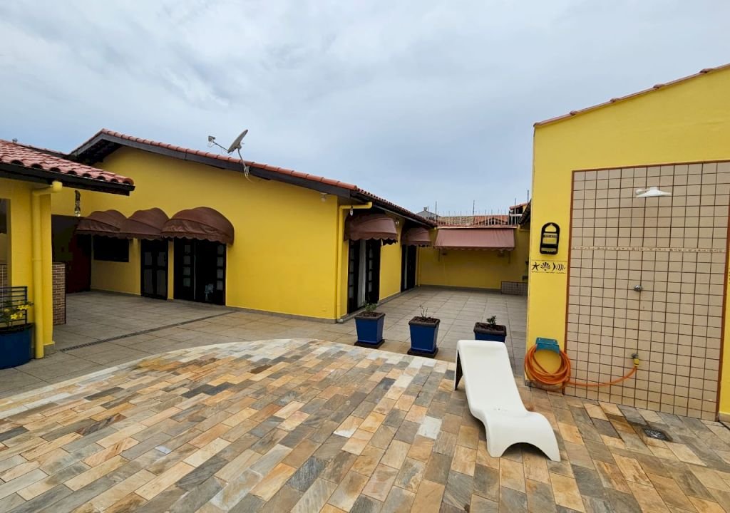 Imagem imóvel DUAS CASAS + 1 EDÍCULA MOBILIADAS EM UM SÓ TERRENO