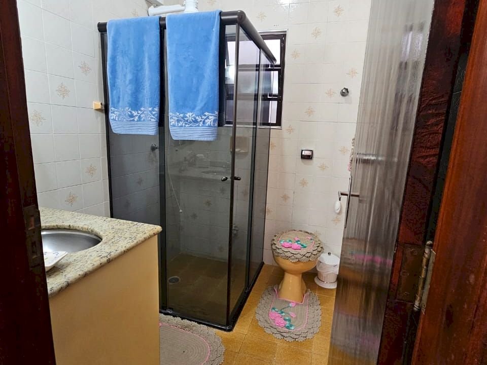 Imagem imóvel DUAS CASAS + 1 EDÍCULA MOBILIADAS EM UM SÓ TERRENO