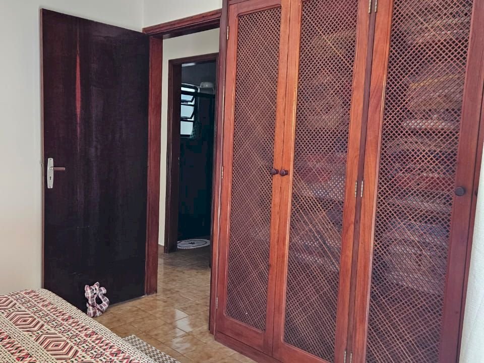 Imagem imóvel DUAS CASAS + 1 EDÍCULA MOBILIADAS EM UM SÓ TERRENO