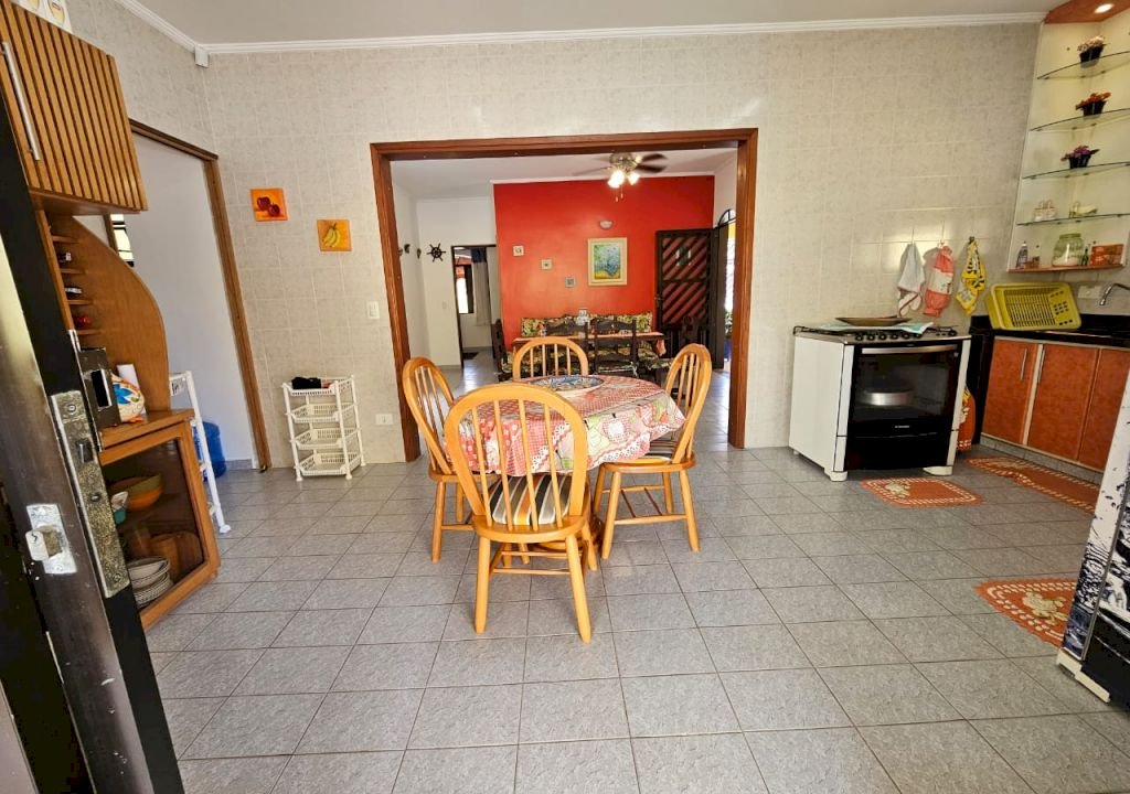 Imagem imóvel DUAS CASAS + 1 EDÍCULA MOBILIADAS EM UM SÓ TERRENO