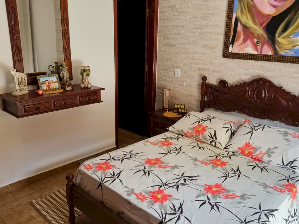 Imagem imóvel DUAS CASAS + 1 EDÍCULA MOBILIADAS EM UM SÓ TERRENO
