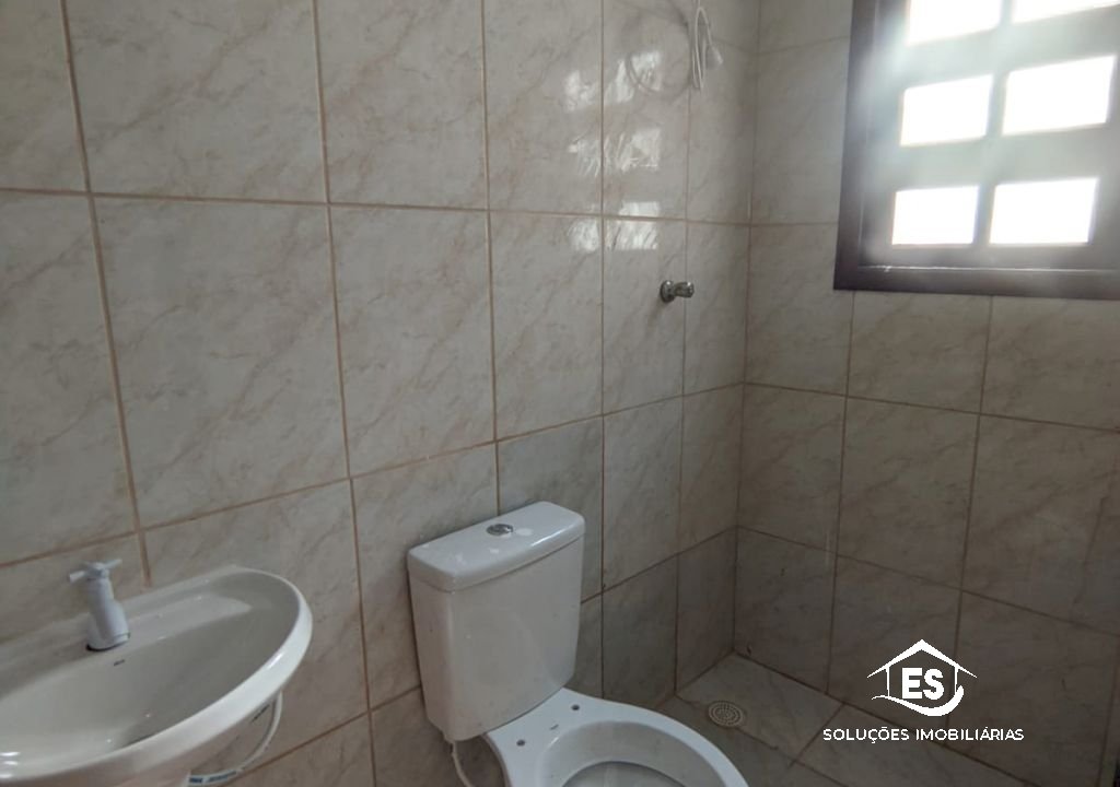 Imagem imóvel AMPLA CASA DE TERRENO INTEIRO C/ PREÇO DE GEMINADA NA PRAIA