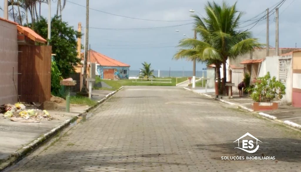 Imagem imóvel AMPLA CASA DE TERRENO INTEIRO C/ PREÇO DE GEMINADA NA PRAIA