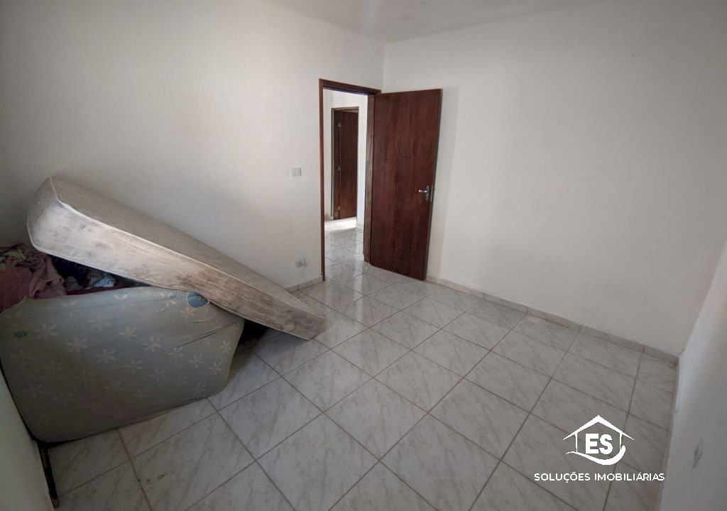 Imagem imóvel AMPLA CASA DE TERRENO INTEIRO C/ PREÇO DE GEMINADA NA PRAIA