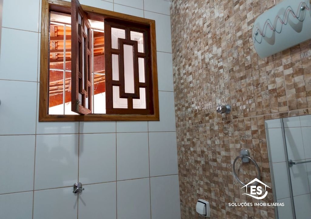 Imagem imóvel EXCELENTE CASA C/ PISCINA E AMPLO ESPAÇO NO LOTY
