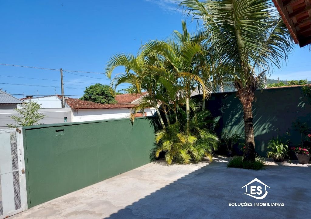 Imagem imóvel EXCELENTE CASA C/ PISCINA E AMPLO ESPAÇO NO LOTY