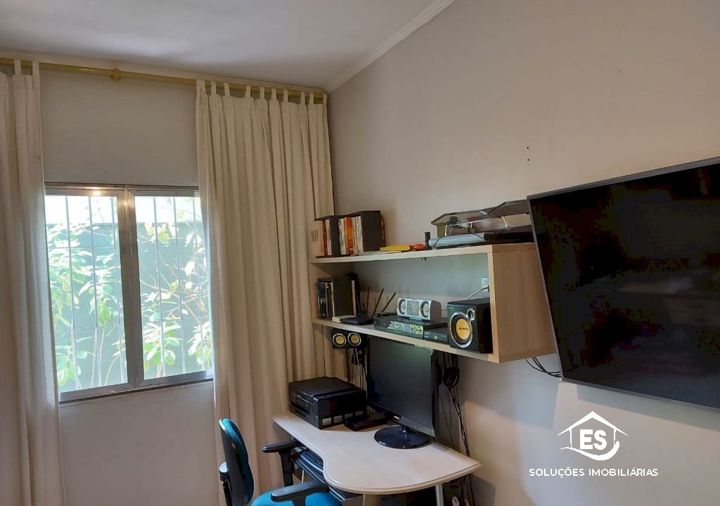 Imagem imóvel EXCELENTE CASA C/ PISCINA E AMPLO ESPAÇO NO LOTY