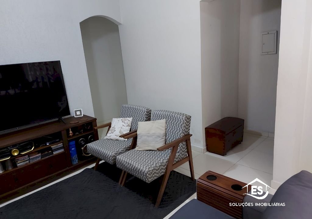 Imagem imóvel EXCELENTE CASA C/ PISCINA E AMPLO ESPAÇO NO LOTY
