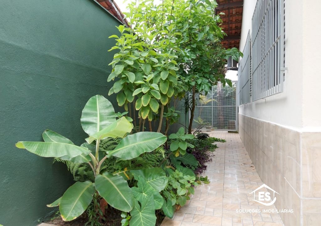 Imagem imóvel EXCELENTE CASA C/ PISCINA E AMPLO ESPAÇO NO LOTY