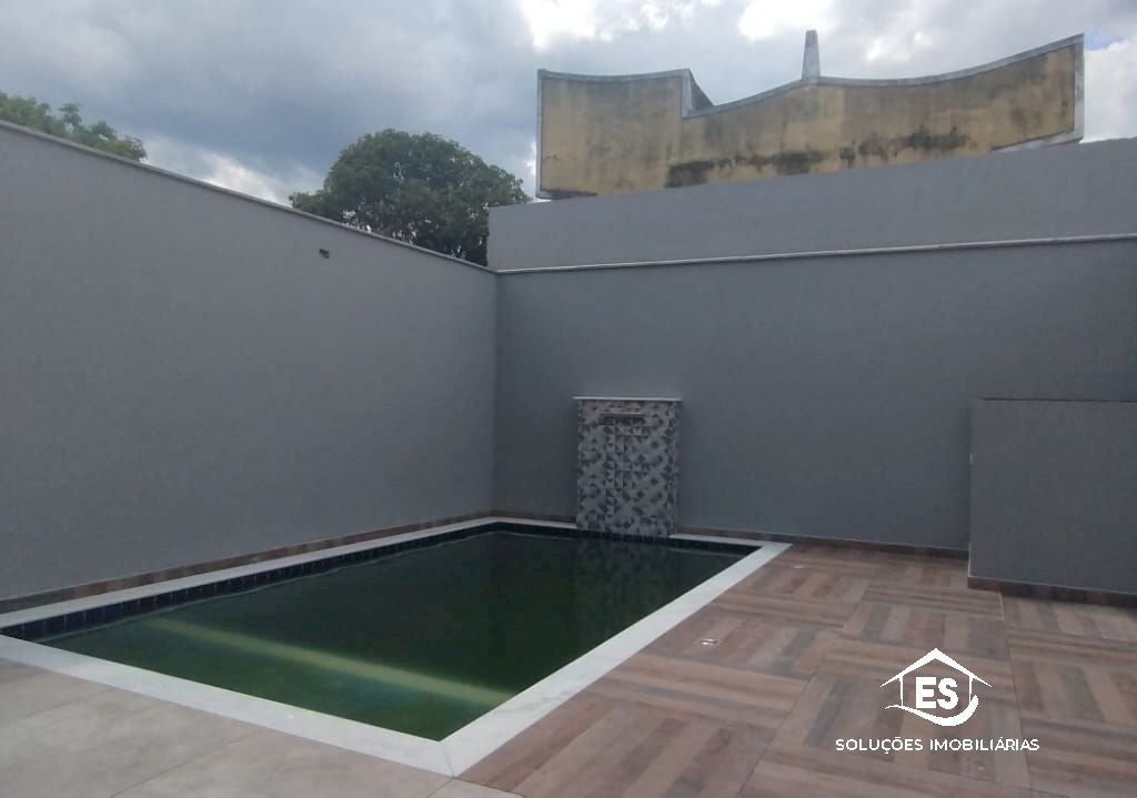 Imagem imóvel Sobrado 3 dormitórios com piscina