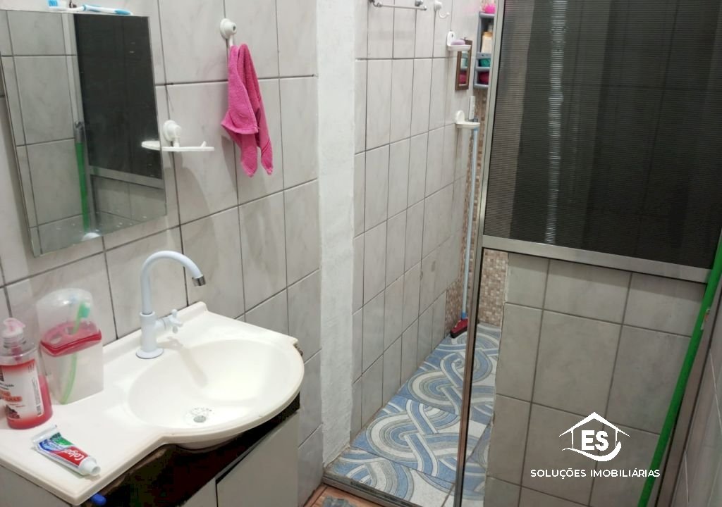 Imagem imóvel casa Suarão lado morro