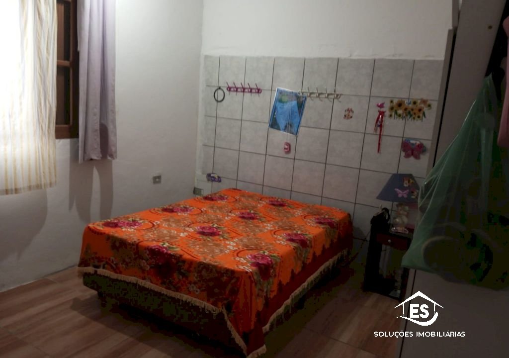 Imagem imóvel casa Suarão lado morro