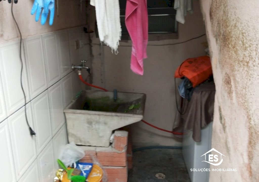 Imagem imóvel casa Suarão lado morro