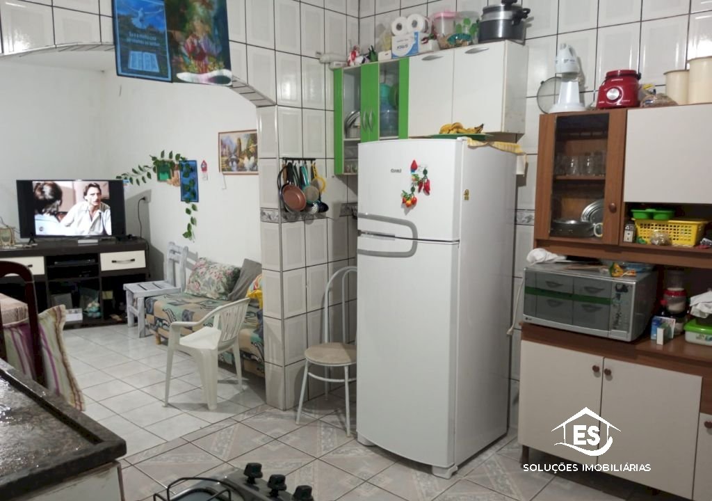 Imagem imóvel casa Suarão lado morro