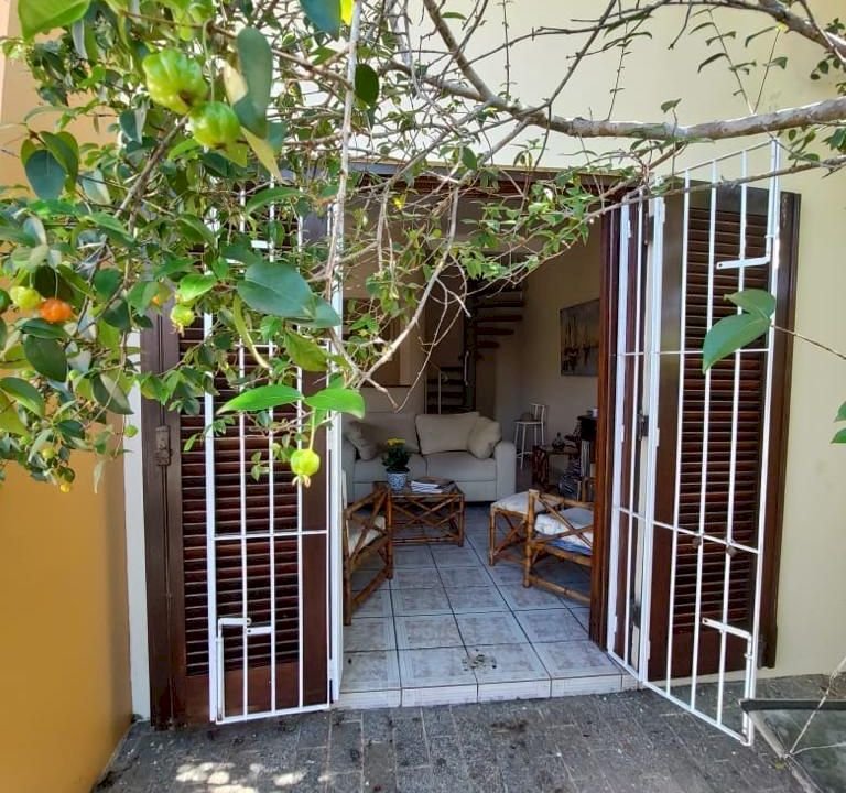 Imagem imóvel ÓTIMO SOBRADO C/ PISCINA A VENDA NO CIBRATEL II
