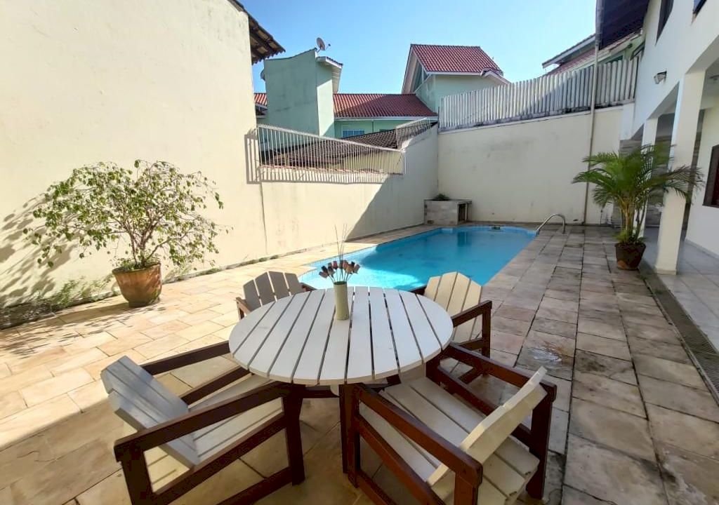 Imagem imóvel ÓTIMO SOBRADO C/ PISCINA A VENDA NO CIBRATEL II