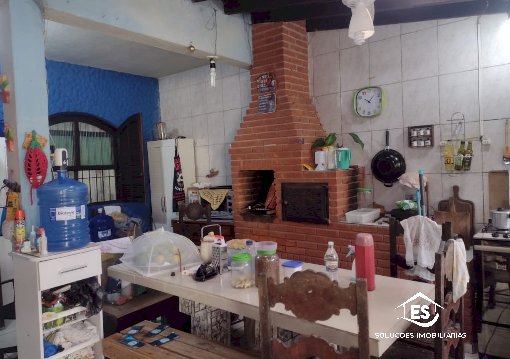 Imagem imóvel SOBRADO C/  PISCINA E  2 KITNET NO MESMO TERRENO