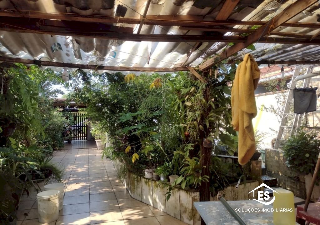 Imagem imóvel SOBRADO C/  PISCINA E  2 KITNET NO MESMO TERRENO