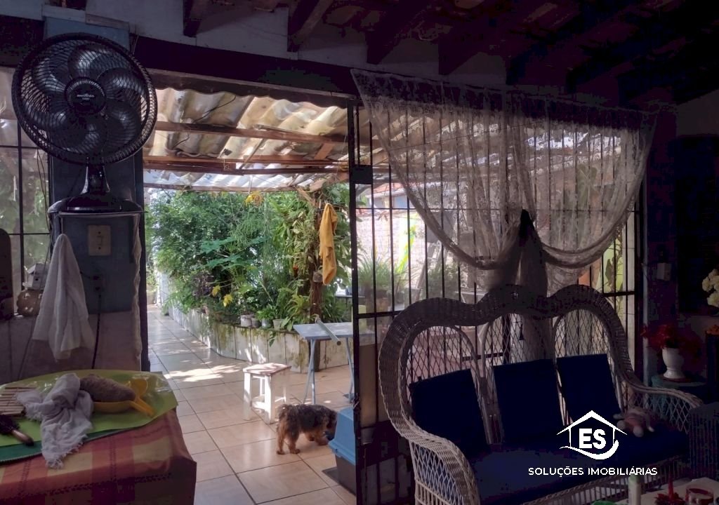 Imagem imóvel SOBRADO C/  PISCINA E  2 KITNET NO MESMO TERRENO