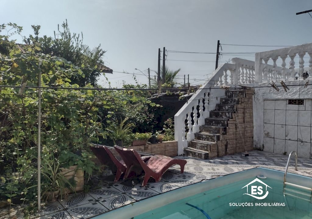Imagem imóvel SOBRADO C/  PISCINA E  2 KITNET NO MESMO TERRENO