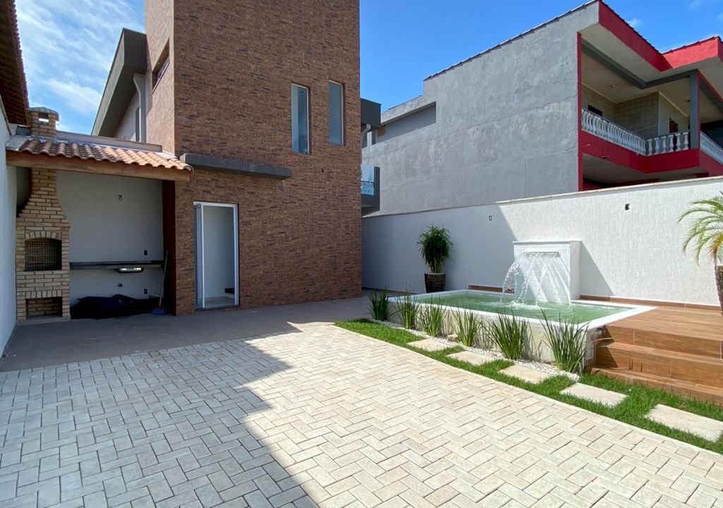 Imagem imóvel CASA SOBREPOSTA PARTE TERREA C/ PISCINA EM FRENTE A PRAIA